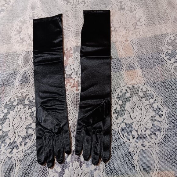 BLACK OPERA GLOVES - Picture 1 of 2